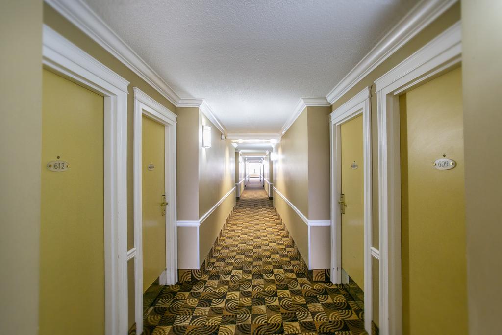 Coliseum Inn Edmonton Eksteriør billede