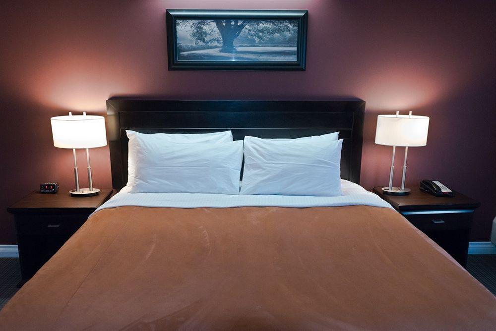 Coliseum Inn Edmonton Eksteriør billede